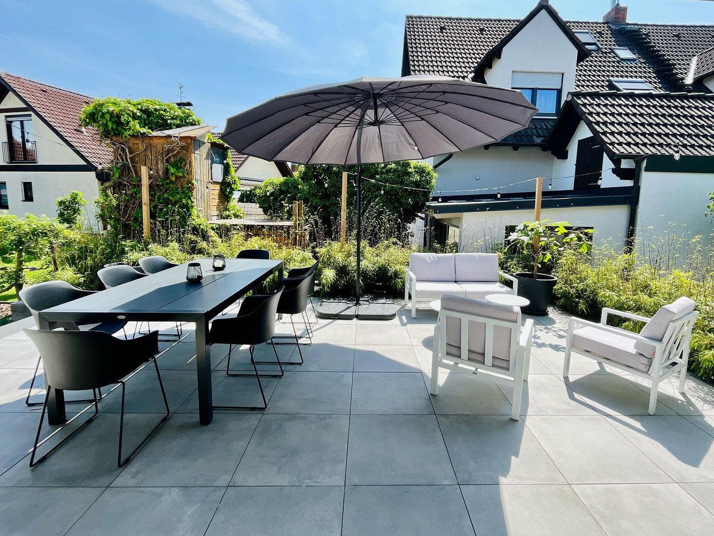 Prodej domu 190 m², pozemek 850 m², Hirschaid, Bavorsko Prodej domu 190 m², pozemek 850 m², Hirschaid, Bavorsko