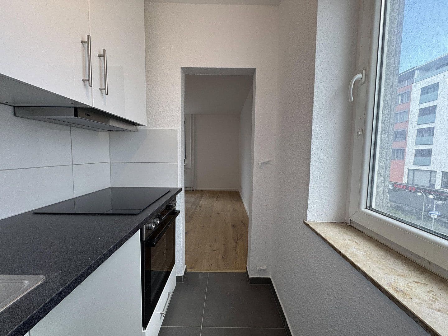 Pronájem bytu 1+1 33 m², Zeil 39, Frankfurt am Main, Hessen Pronájem bytu 1+1 33 m², Zeil 39, Frankfurt am Main, Hessen