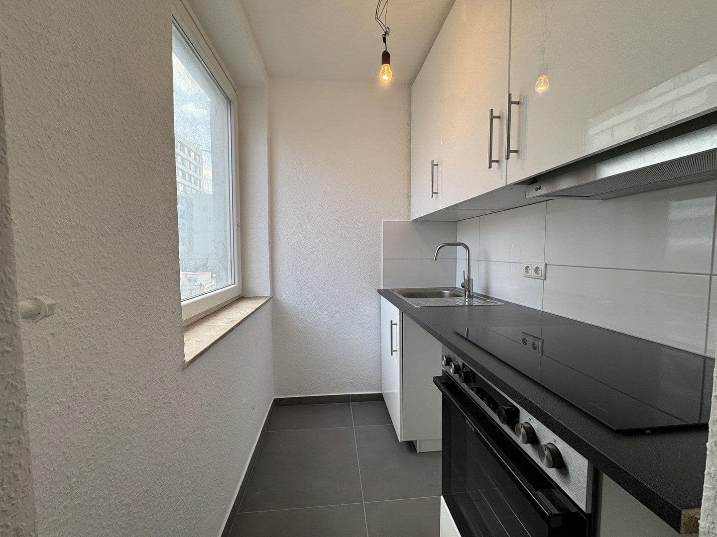 Pronájem bytu 1+1 33 m², Zeil 39, Frankfurt am Main, Hessen Pronájem bytu 1+1 33 m², Zeil 39, Frankfurt am Main, Hessen