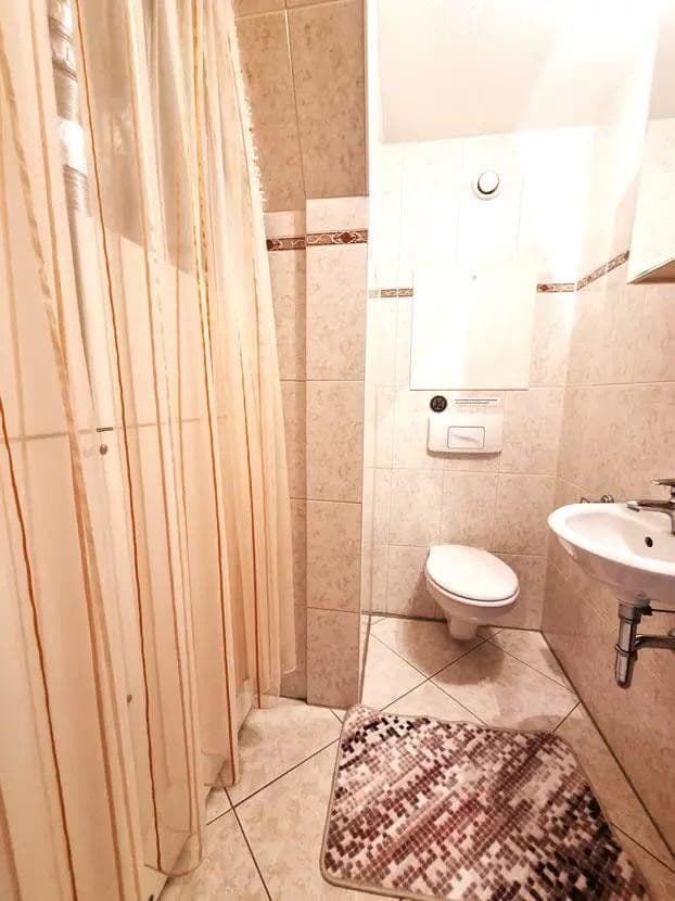 Prodej domu 110 m², pozemek 178 m², Schelmenäckerweg 16, Stuttgart, Bádensko-Württembersko Prodej domu 110 m², pozemek 178 m², Schelmenäckerweg 16, Stuttgart, Bádensko-Württembersko