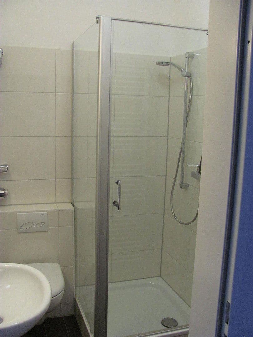 Pronájem bytu 2+1 36 m², Marktstraße 148, Oberhausen, Severní Porýní-Vestfálsko Pronájem bytu 2+1 36 m², Marktstraße 148, Oberhausen, Severní Porýní-Vestfálsko