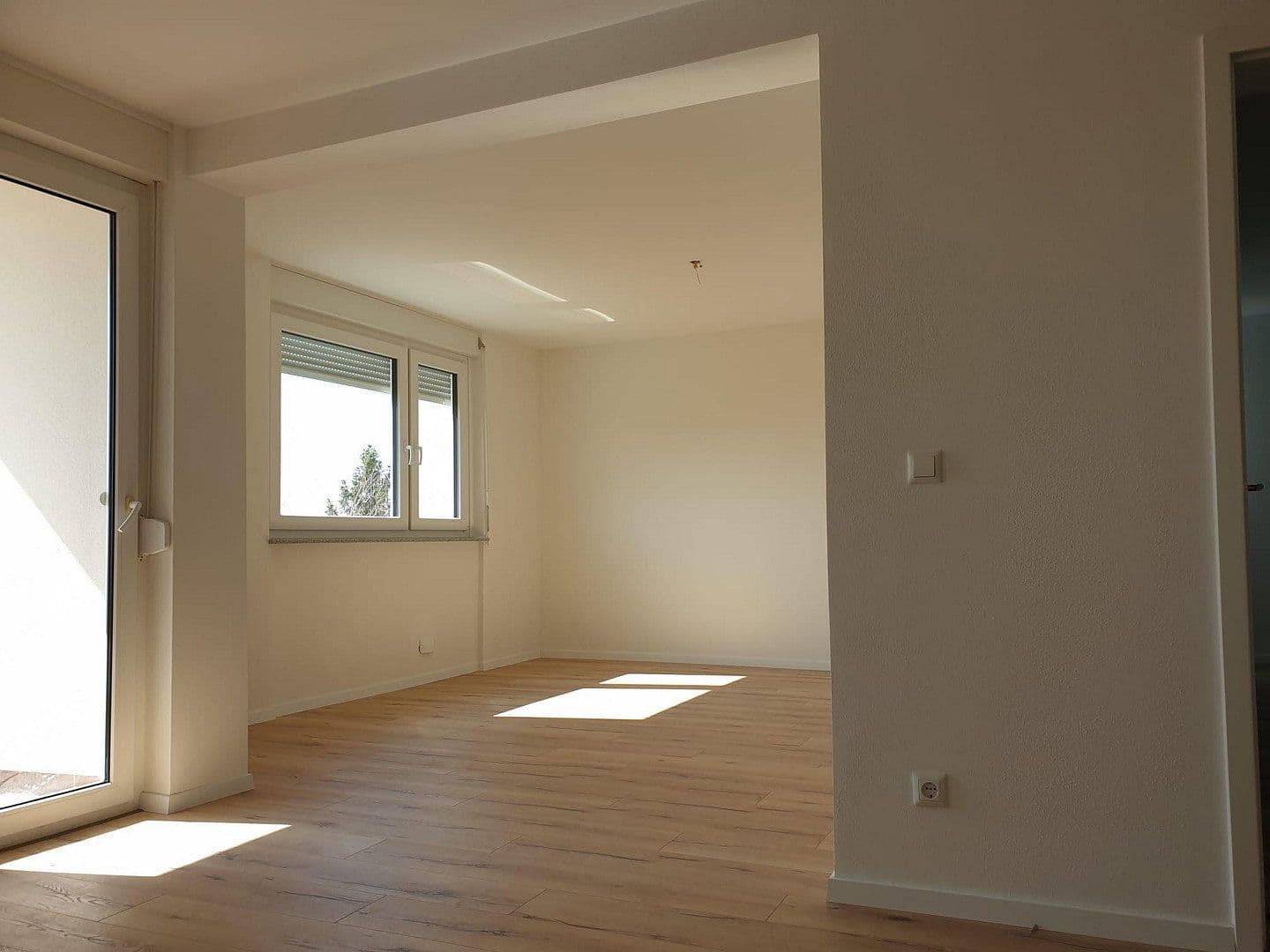 Pronájem bytu 2+1 57 m², Kasernenstraße 79, Radolfzell am Bodensee, Bádensko-Württembersko Pronájem bytu 2+1 57 m², Kasernenstraße 79, Radolfzell am Bodensee, Bádensko-Württembersko
