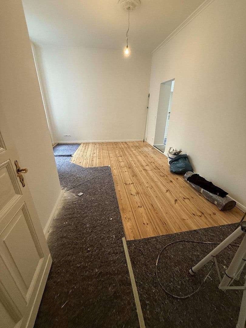 Pronájem bytu 3+1 95 m², Ringbahnstraße, Berlin, Berlín Pronájem bytu 3+1 95 m², Ringbahnstraße, Berlin, Berlín