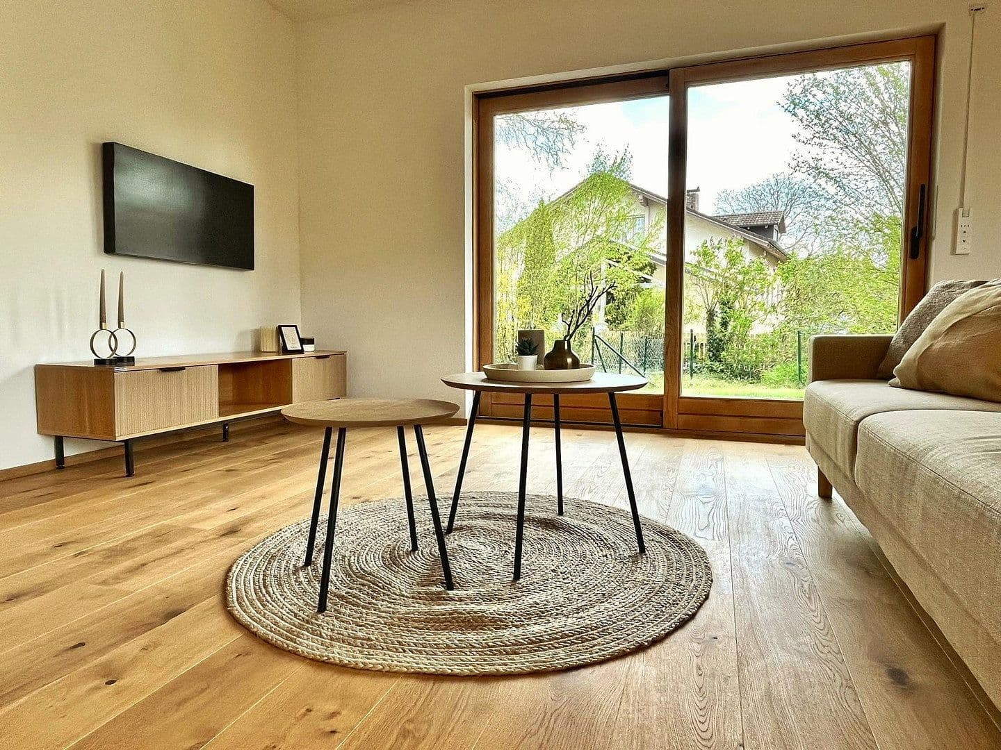 Prodej bytu 4+1 115 m², Essenbach, Bavorsko Prodej bytu 4+1 115 m², Essenbach, Bavorsko