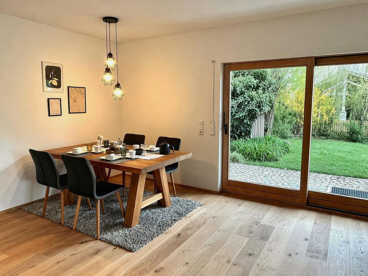 Prodej bytu 4+1 115 m², Essenbach, Bavorsko Prodej bytu 4+1 115 m², Essenbach, Bavorsko