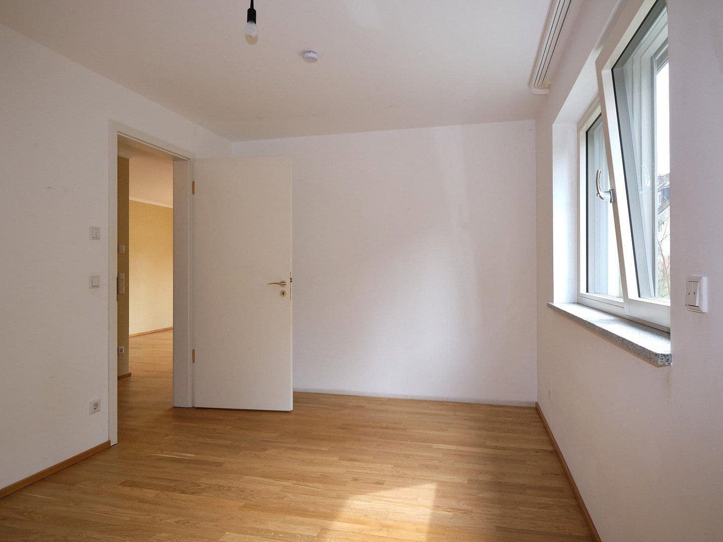 Prodej bytu 2+1 66 m², Maxhofstraße 61, München, Bavorsko Prodej bytu 2+1 66 m², Maxhofstraße 61, München, Bavorsko