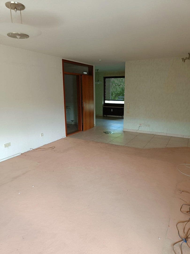 Prodej bytu 3+kk 92 m², Stettiner Str. 25, Korntal-Münchingen, Bádensko-Württembersko Prodej bytu 3+kk 92 m², Stettiner Str. 25, Korntal-Münchingen, Bádensko-Württembersko