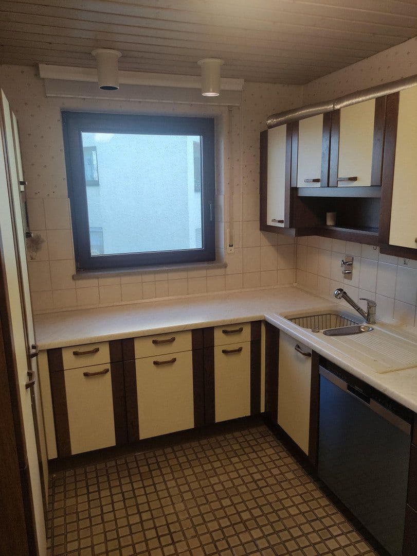 Prodej bytu 3+kk 92 m², Stettiner Str. 25, Korntal-Münchingen, Bádensko-Württembersko Prodej bytu 3+kk 92 m², Stettiner Str. 25, Korntal-Münchingen, Bádensko-Württembersko