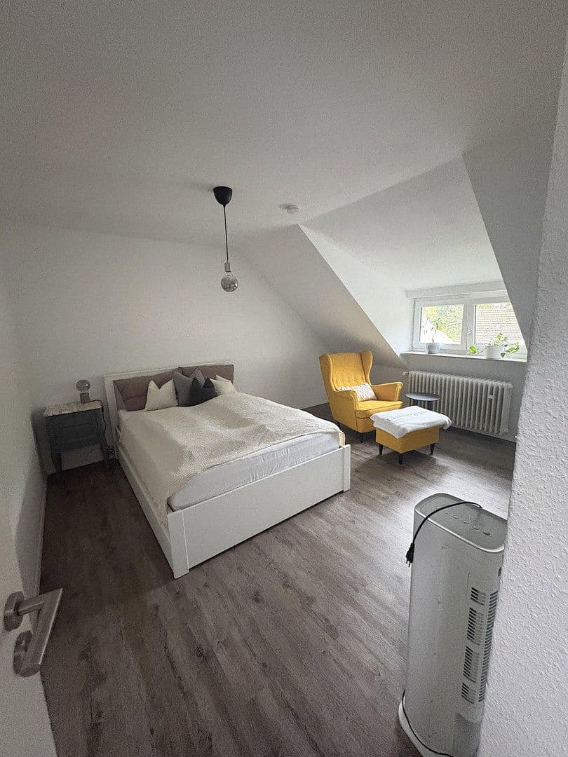 Pronájem bytu 3+1 62 m², Hoffmannweg 12, Stuttgart, Bádensko-Württembersko Pronájem bytu 3+1 62 m², Hoffmannweg 12, Stuttgart, Bádensko-Württembersko