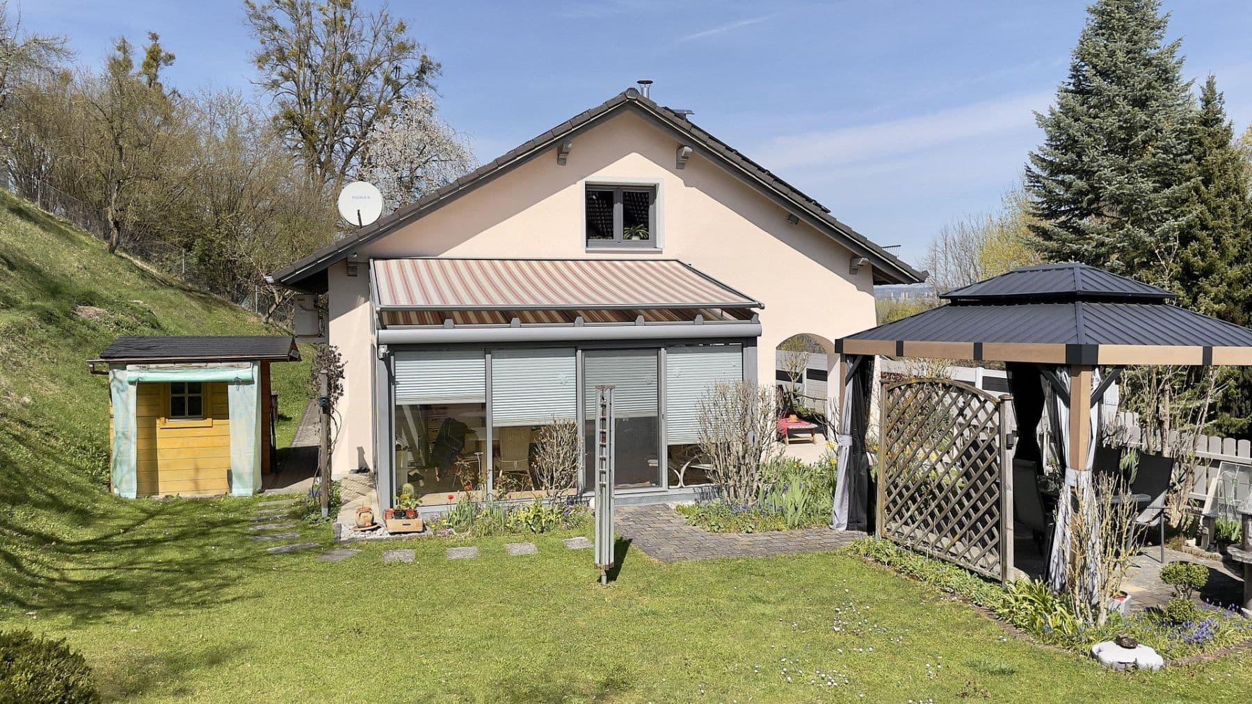 Prodej domu 173 m², pozemek 1.189 m², Dingolfing, Bavorsko Prodej domu 173 m², pozemek 1.189 m², Dingolfing, Bavorsko