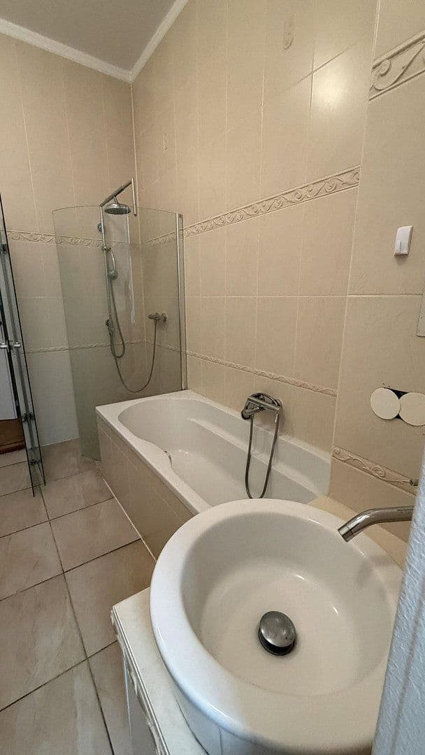 Prodej bytu 5+1 193 m², Berlin, Berlín Prodej bytu 5+1 193 m², Berlin, Berlín