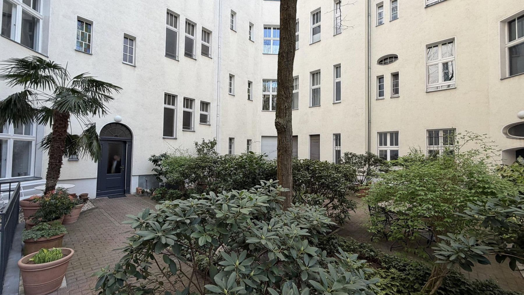 Prodej bytu 5+1 193 m², Berlin, Berlín Prodej bytu 5+1 193 m², Berlin, Berlín