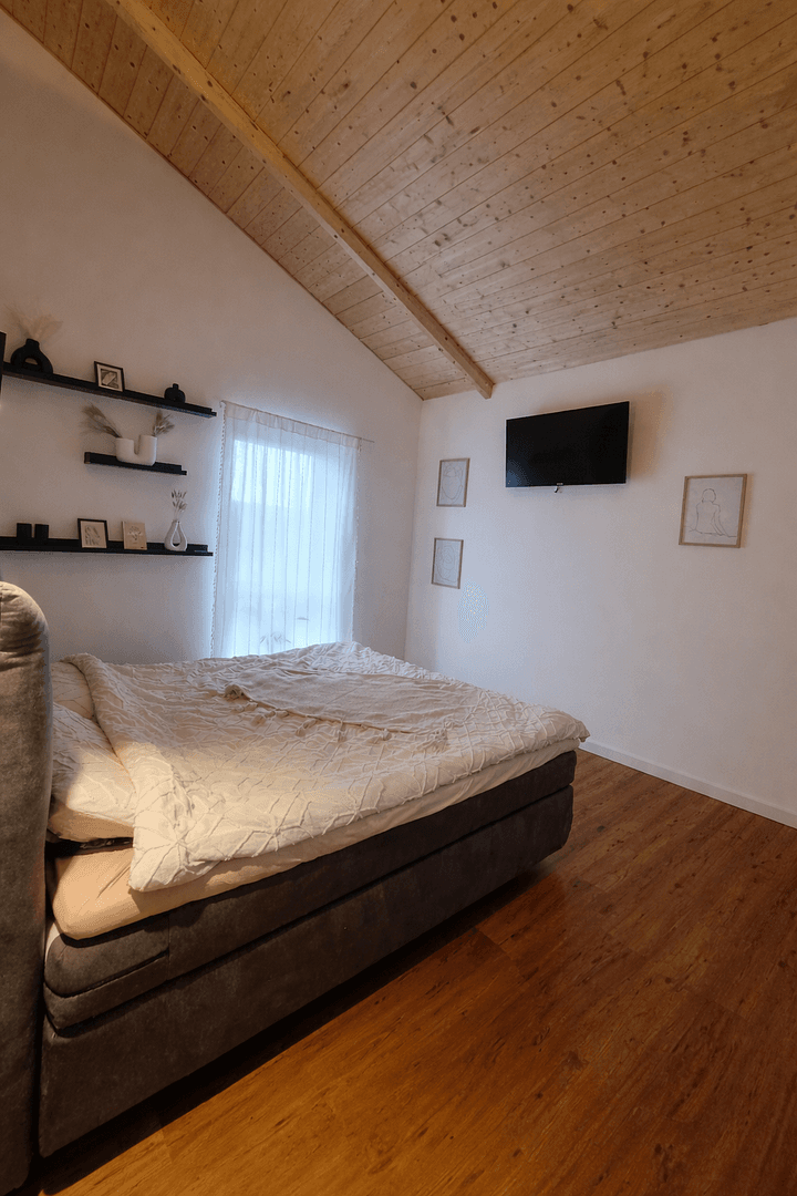 Prodej domu 254 m², pozemek 567 m², Roden, Bavorsko Prodej domu 254 m², pozemek 567 m², Roden, Bavorsko