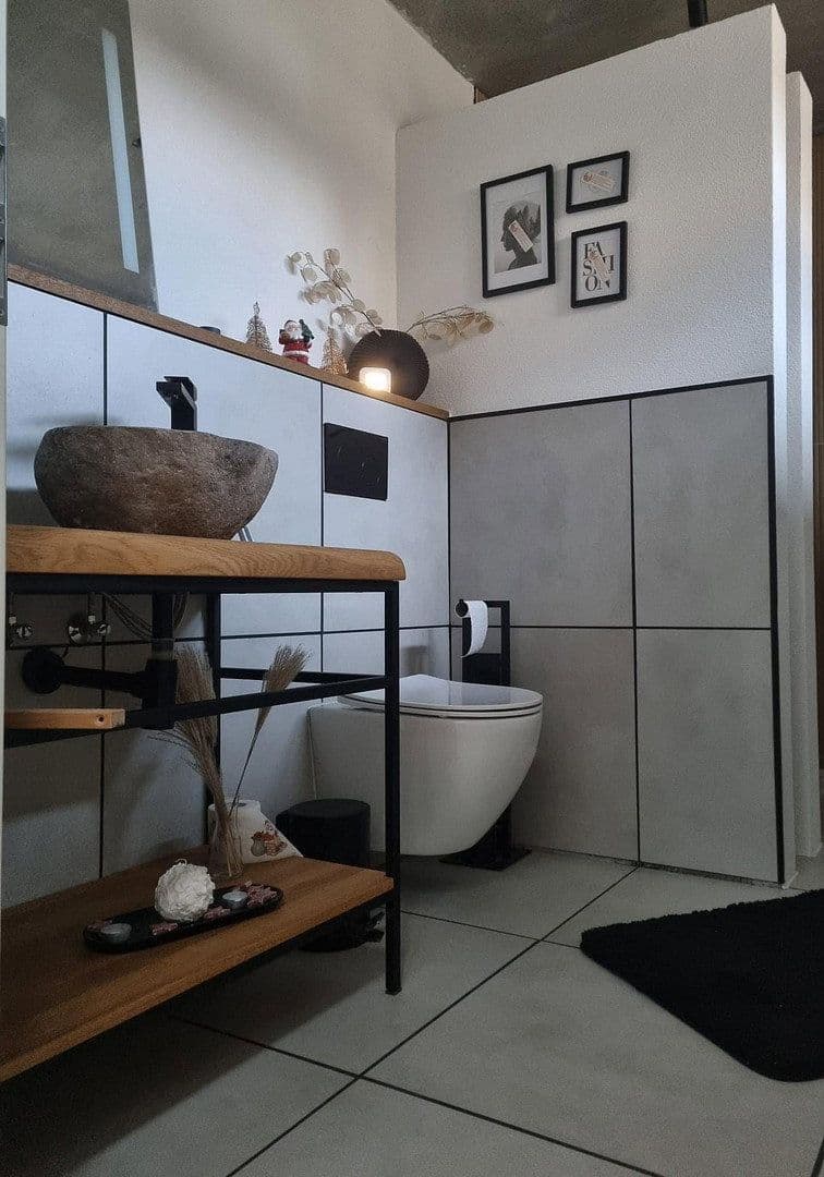 Prodej domu 254 m², pozemek 567 m², Roden, Bavorsko Prodej domu 254 m², pozemek 567 m², Roden, Bavorsko