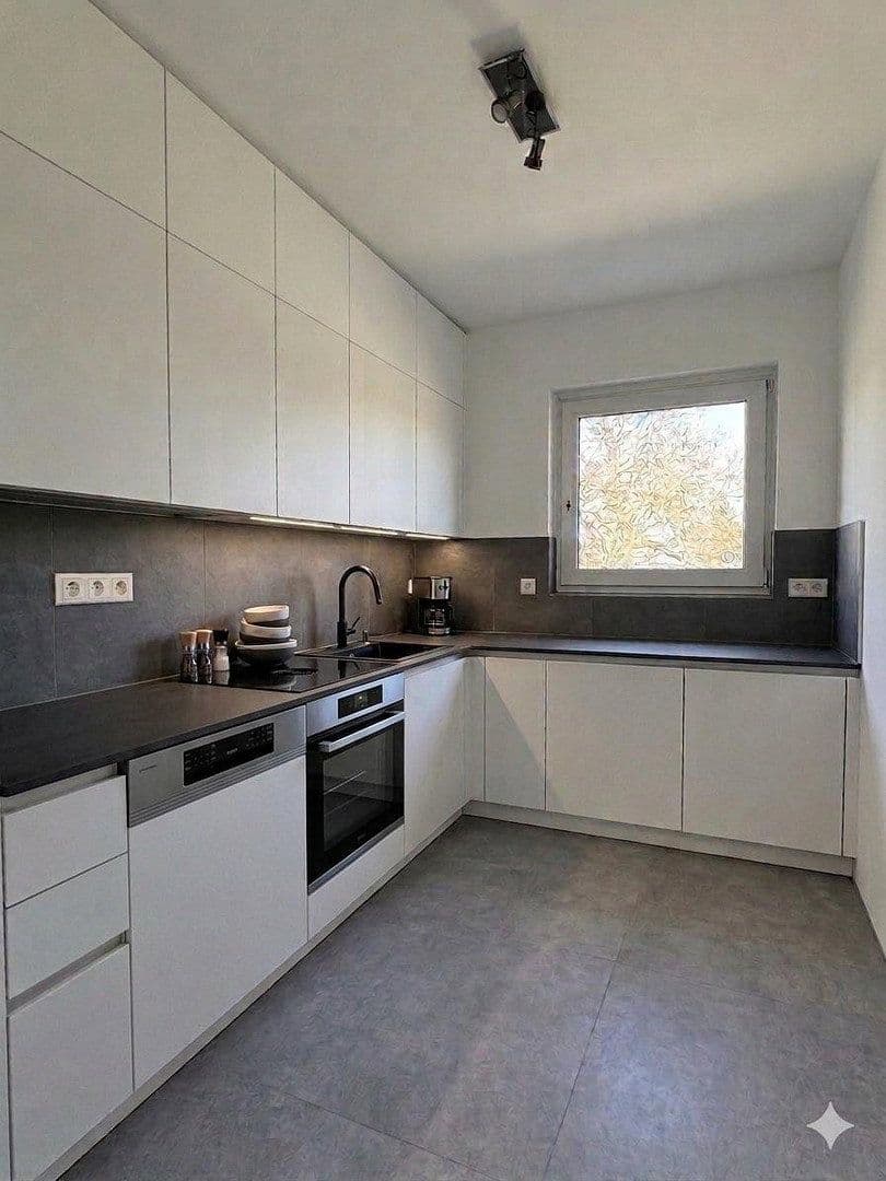 Prodej bytu 3+1 66 m², Keltenstrasse 5, Bad Homburg vor der Höhe, Hessen Prodej bytu 3+1 66 m², Keltenstrasse 5, Bad Homburg vor der Höhe, Hessen