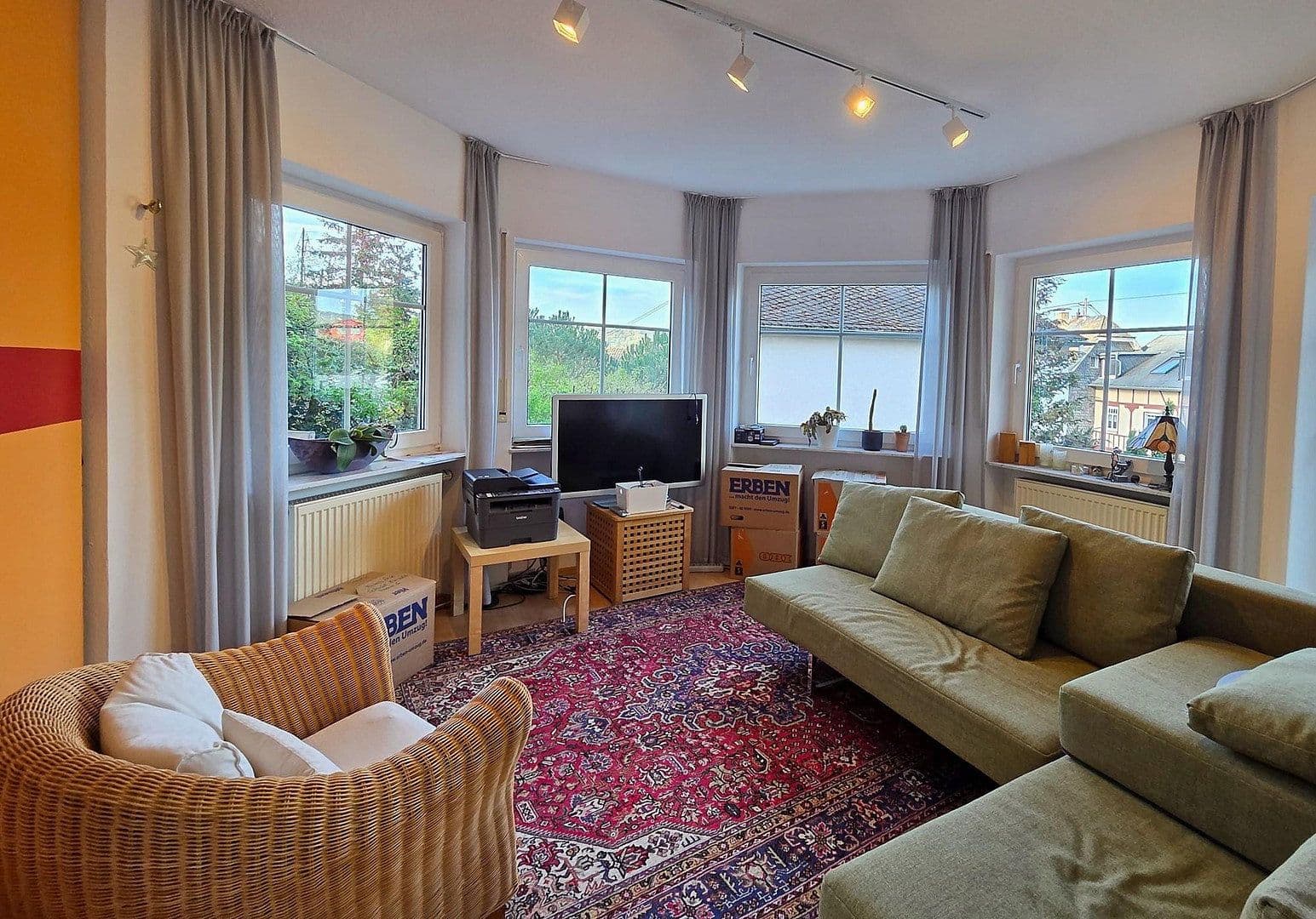 Prodej domu 241 m², pozemek 1.127 m², Braubach, Porýní-Falc Prodej domu 241 m², pozemek 1.127 m², Braubach, Porýní-Falc