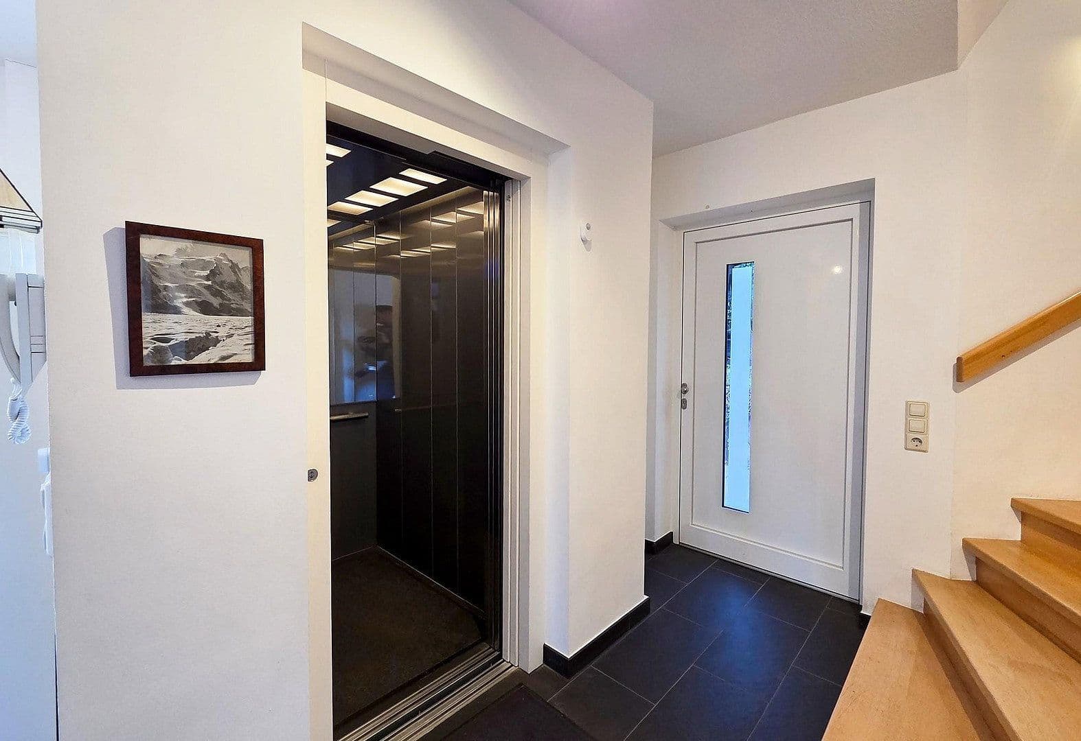 Prodej domu 241 m², pozemek 1.127 m², Braubach, Porýní-Falc Prodej domu 241 m², pozemek 1.127 m², Braubach, Porýní-Falc