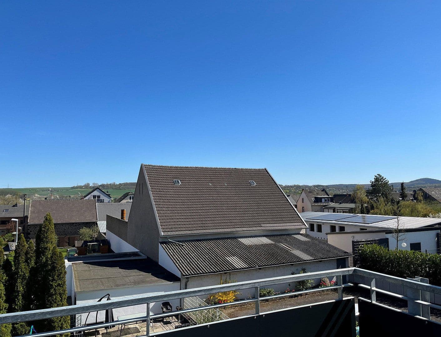 Pronájem bytu 3+1 80 m², Andernach, Porýní-Falc Pronájem bytu 3+1 80 m², Andernach, Porýní-Falc