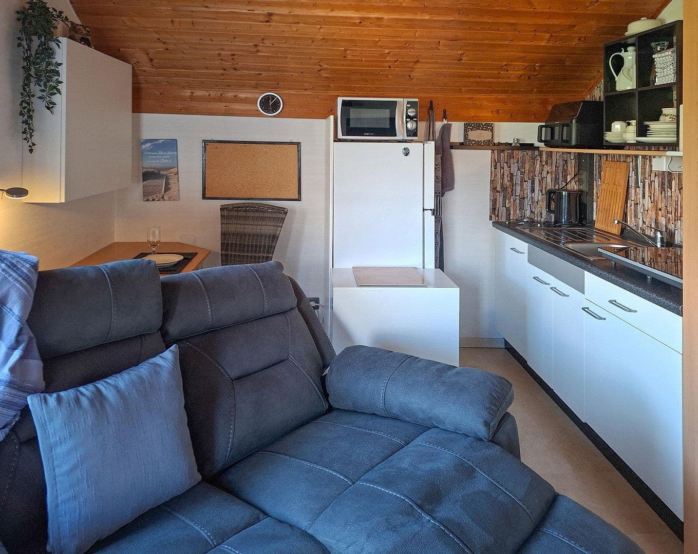 Pronájem bytu 1+1 43 m², Friedrichsdorf, Hessen Pronájem bytu 1+1 43 m², Friedrichsdorf, Hessen