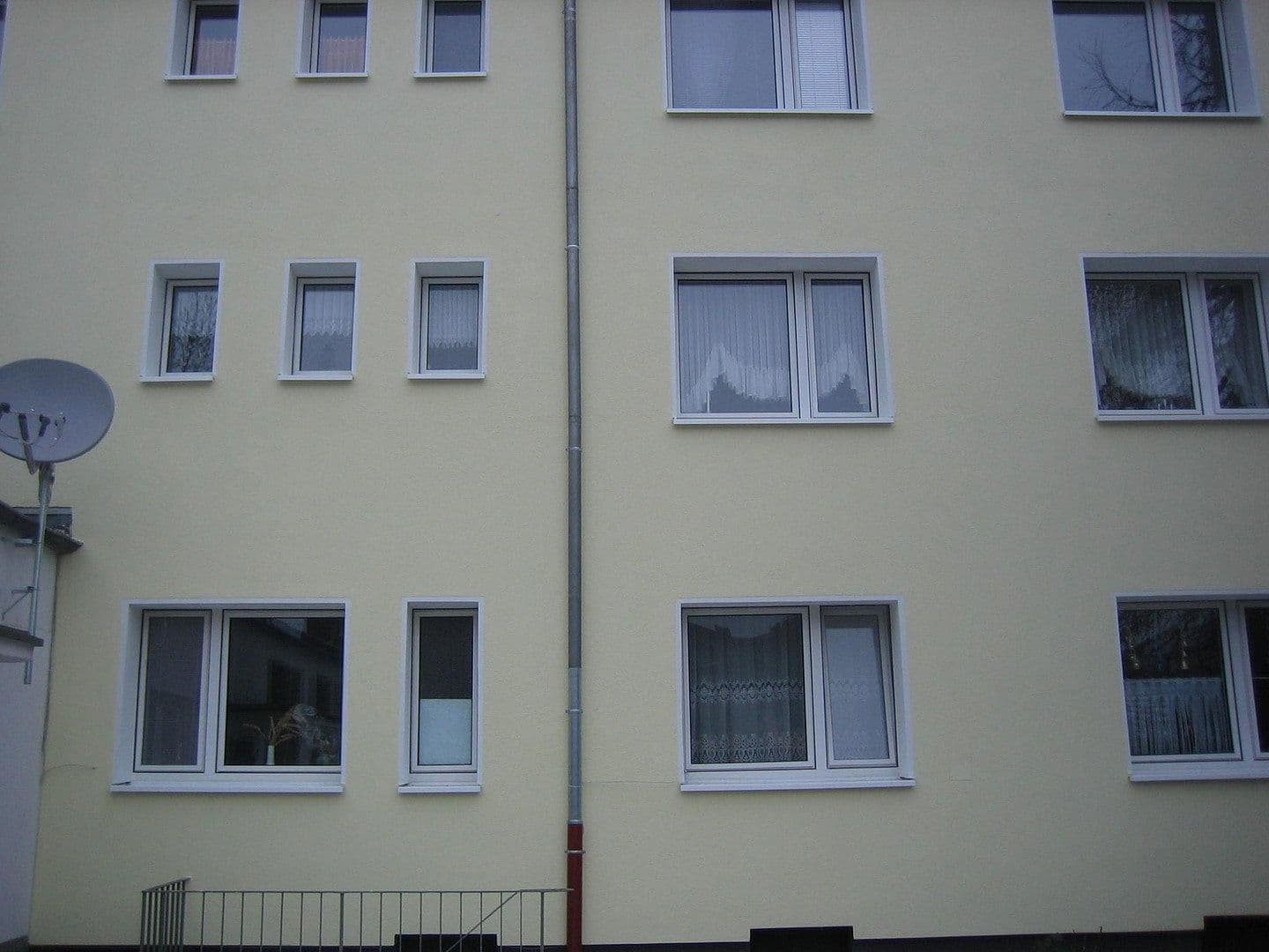 Pronájem bytu 4+1 100 m², Gartsträucherstr.113, Duisburg, Severní Porýní-Vestfálsko Pronájem bytu 4+1 100 m², Gartsträucherstr.113, Duisburg, Severní Porýní-Vestfálsko