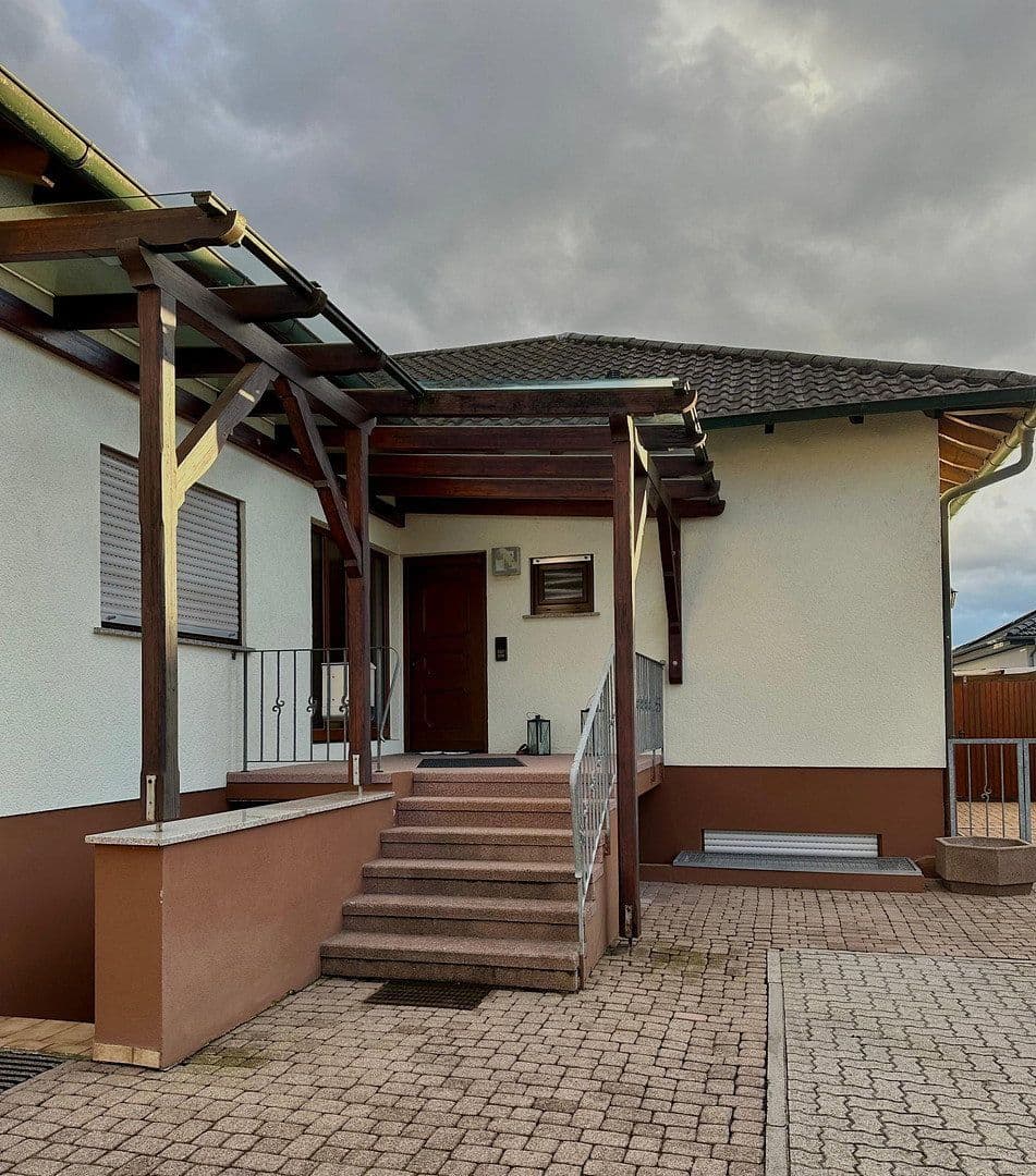 Prodej domu 186 m², pozemek 473 m², Germersheim, Porýní-Falc Prodej domu 186 m², pozemek 473 m², Germersheim, Porýní-Falc