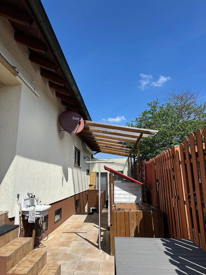 Prodej domu 186 m², pozemek 473 m², Germersheim, Porýní-Falc Prodej domu 186 m², pozemek 473 m², Germersheim, Porýní-Falc