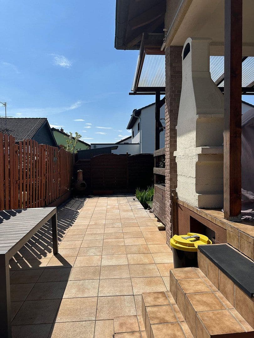 Prodej domu 186 m², pozemek 473 m², Germersheim, Porýní-Falc Prodej domu 186 m², pozemek 473 m², Germersheim, Porýní-Falc