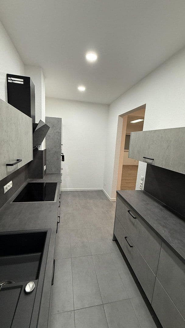 Pronájem bytu 5+1 117 m², Andernach, Porýní-Falc Pronájem bytu 5+1 117 m², Andernach, Porýní-Falc