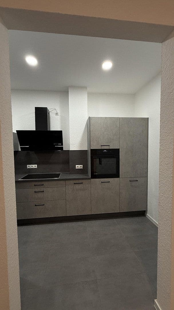 Pronájem bytu 5+1 117 m², Andernach, Porýní-Falc Pronájem bytu 5+1 117 m², Andernach, Porýní-Falc