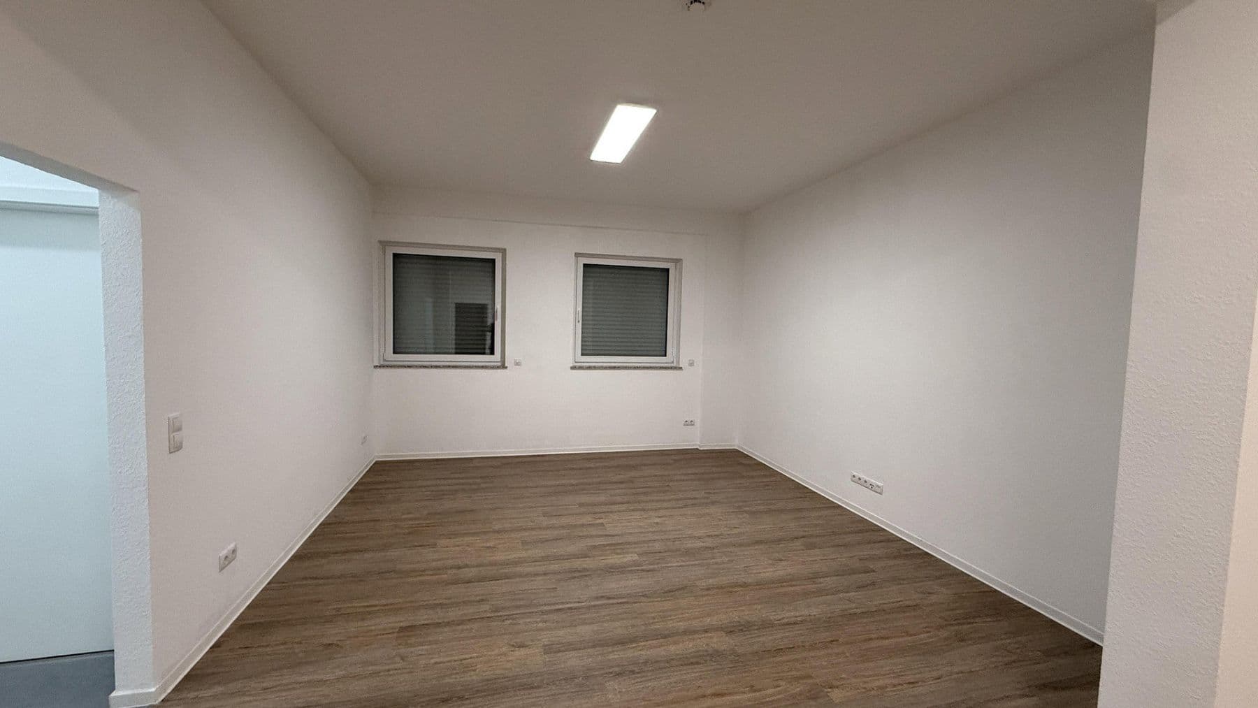 Pronájem bytu 5+1 117 m², Andernach, Porýní-Falc Pronájem bytu 5+1 117 m², Andernach, Porýní-Falc