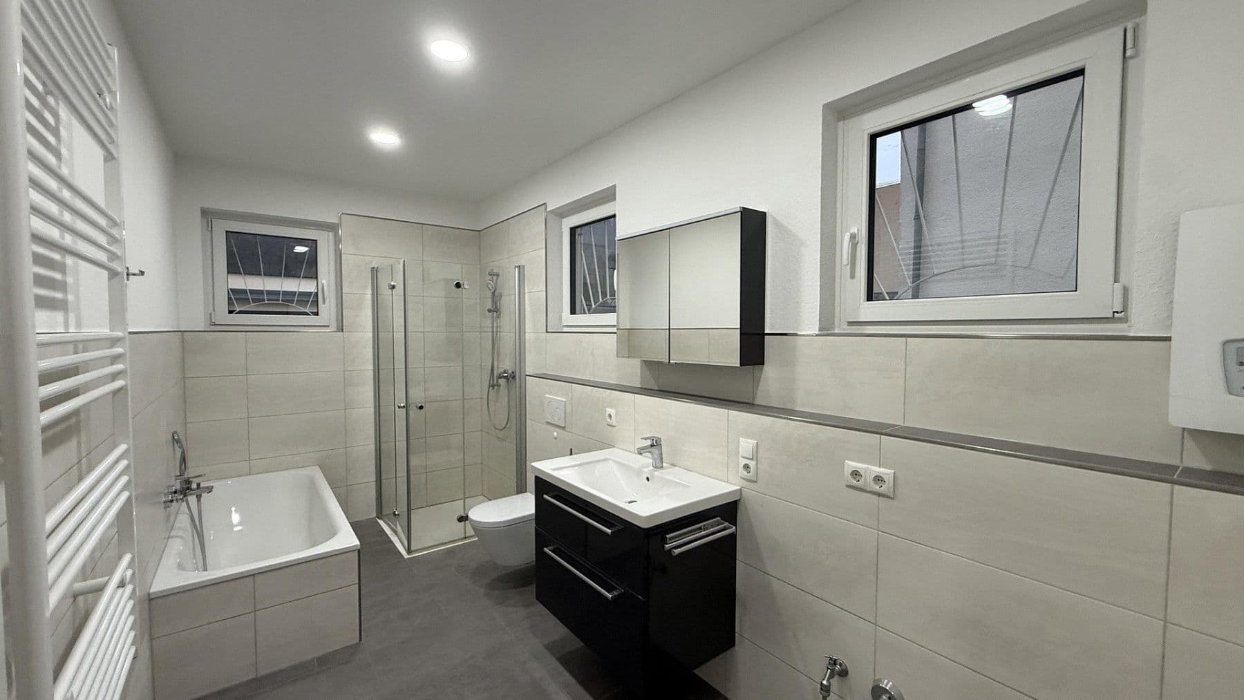 Pronájem bytu 5+1 117 m², Andernach, Porýní-Falc Pronájem bytu 5+1 117 m², Andernach, Porýní-Falc