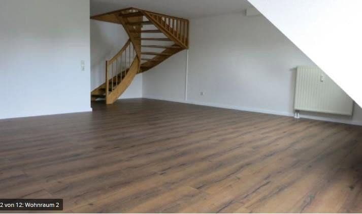 Pronájem bytu 2+1 61 m², Bad Klosterlausnitz, Durynsko Pronájem bytu 2+1 61 m², Bad Klosterlausnitz, Durynsko