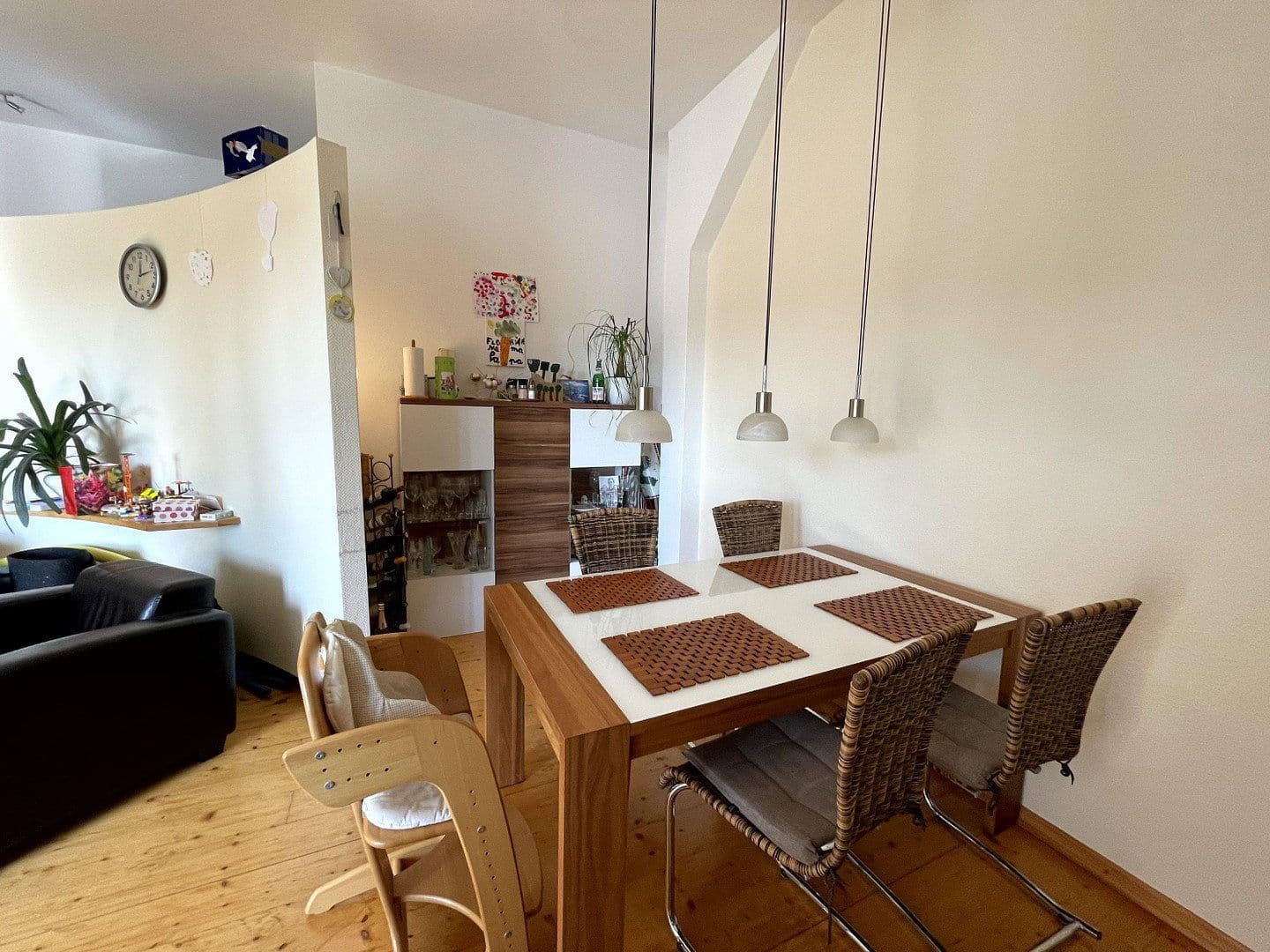 Prodej bytu 3+1 119 m², Berlin, Berlín Prodej bytu 3+1 119 m², Berlin, Berlín