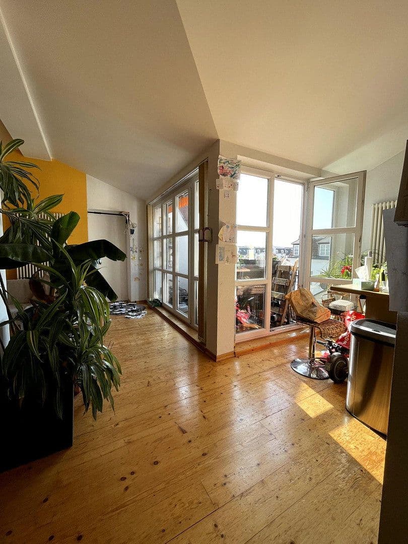 Prodej bytu 3+1 119 m², Berlin, Berlín Prodej bytu 3+1 119 m², Berlin, Berlín