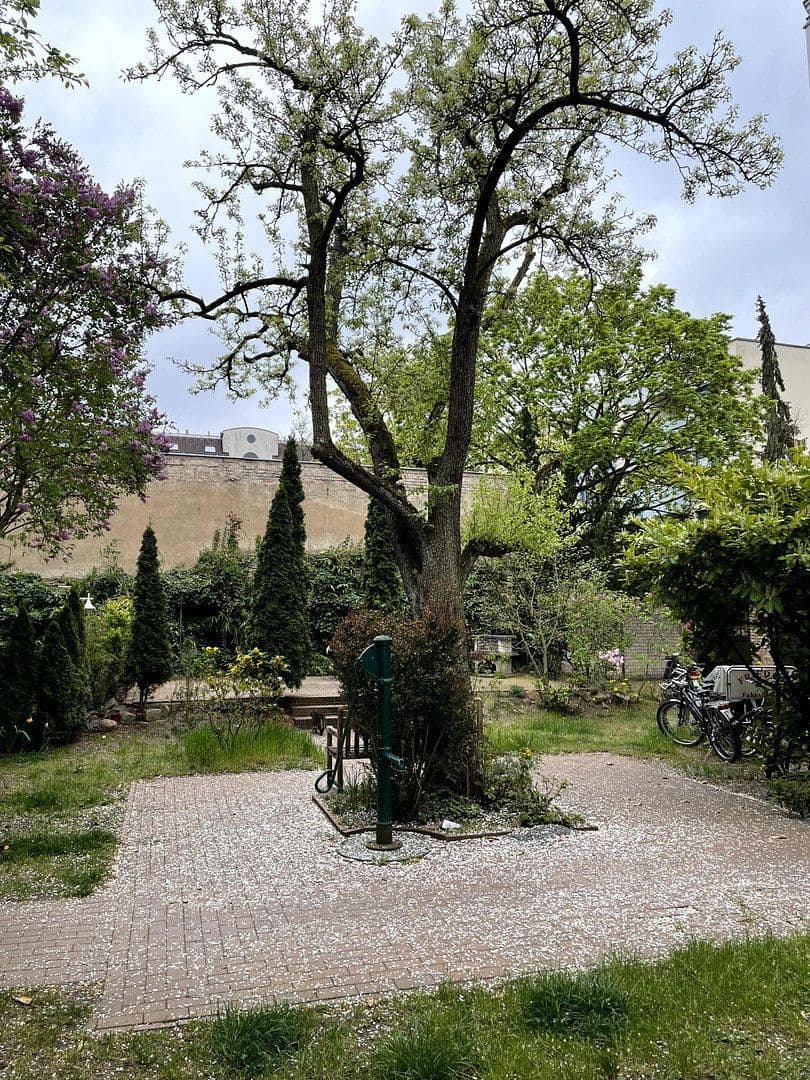 Prodej bytu 3+1 119 m², Berlin, Berlín Prodej bytu 3+1 119 m², Berlin, Berlín