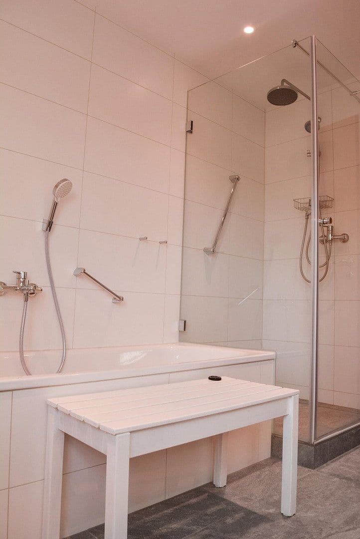 Prodej domu 180 m², pozemek 362 m², Königsdorf, Bavorsko Prodej domu 180 m², pozemek 362 m², Königsdorf, Bavorsko