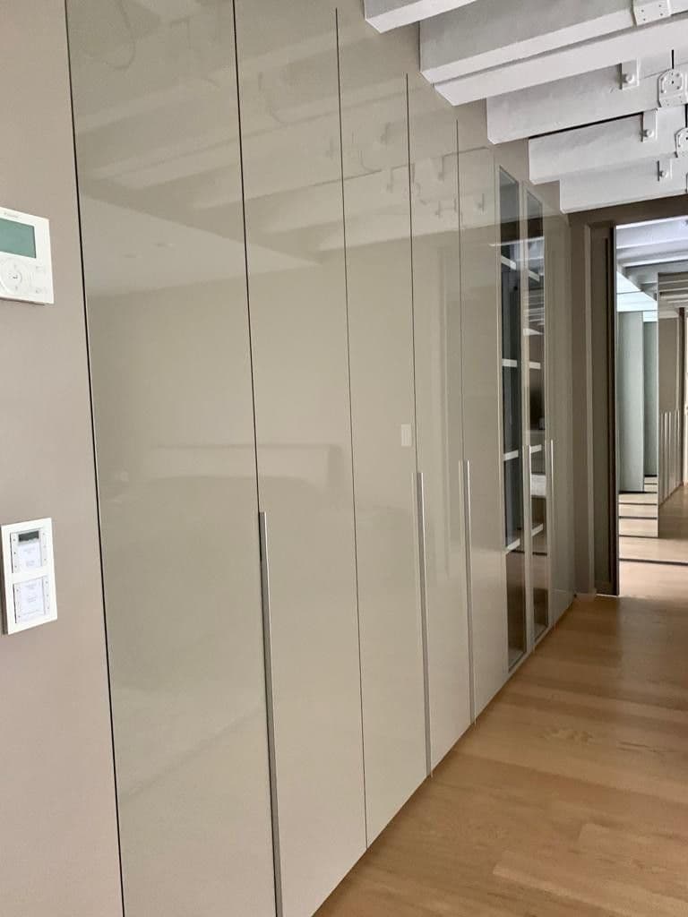 Pronájem bytu 5+1 224 m², Düsseldorf, Severní Porýní-Vestfálsko Pronájem bytu 5+1 224 m², Düsseldorf, Severní Porýní-Vestfálsko