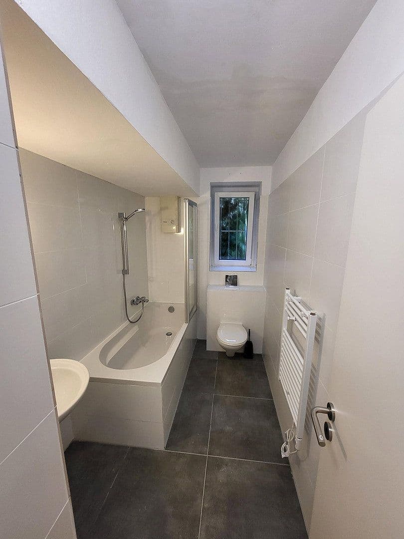 Pronájem bytu 1+kk 35 m², Arnulfstraße, Köln, Severní Porýní-Vestfálsko Pronájem bytu 1+kk 35 m², Arnulfstraße, Köln, Severní Porýní-Vestfálsko