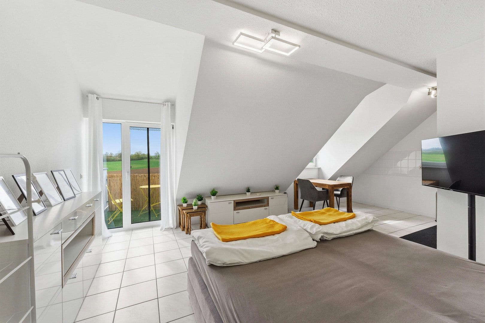 Pronájem bytu 1+1 35 m², Bachwiesenstraße 17, Bad Vilbel, Hessen Pronájem bytu 1+1 35 m², Bachwiesenstraße 17, Bad Vilbel, Hessen