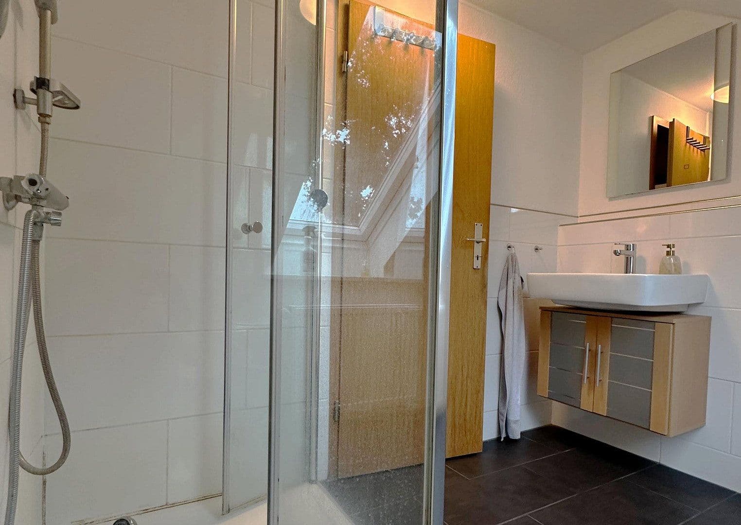 Prodej domu 293 m², pozemek 1.300 m², Schützenstraße 25, Visselhövede, Dolní Sasko Prodej domu 293 m², pozemek 1.300 m², Schützenstraße 25, Visselhövede, Dolní Sasko