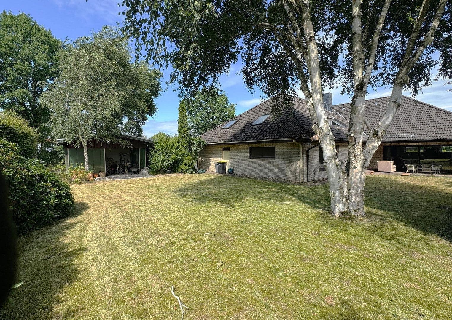 Prodej domu 293 m², pozemek 1.300 m², Schützenstraße 25, Visselhövede, Dolní Sasko Prodej domu 293 m², pozemek 1.300 m², Schützenstraße 25, Visselhövede, Dolní Sasko