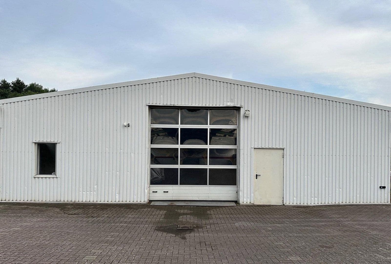 Pronájem nebytového prostoru 460 m², Marklohe, Dolní Sasko Pronájem nebytového prostoru 460 m², Marklohe, Dolní Sasko