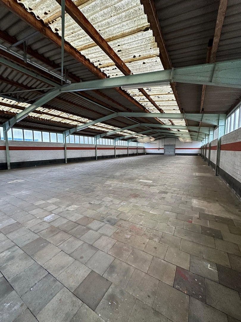 Pronájem nebytového prostoru 460 m², Marklohe, Dolní Sasko Pronájem nebytového prostoru 460 m², Marklohe, Dolní Sasko