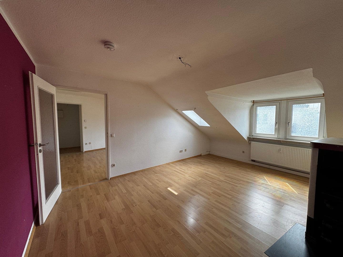 Pronájem bytu 2+1 49 m², Kirchstraße 21, Darmstadt, Hessen Pronájem bytu 2+1 49 m², Kirchstraße 21, Darmstadt, Hessen