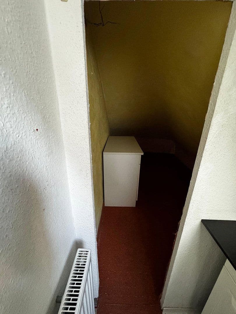 Pronájem bytu 2+1 49 m², Kirchstraße 21, Darmstadt, Hessen Pronájem bytu 2+1 49 m², Kirchstraße 21, Darmstadt, Hessen