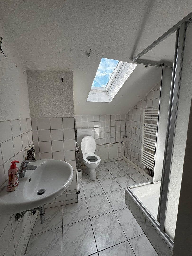 Pronájem bytu 2+1 49 m², Kirchstraße 21, Darmstadt, Hessen Pronájem bytu 2+1 49 m², Kirchstraße 21, Darmstadt, Hessen