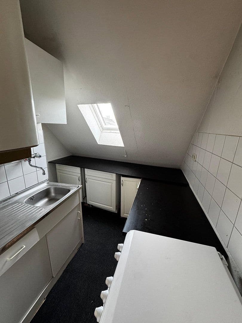 Pronájem bytu 2+1 49 m², Kirchstraße 21, Darmstadt, Hessen Pronájem bytu 2+1 49 m², Kirchstraße 21, Darmstadt, Hessen