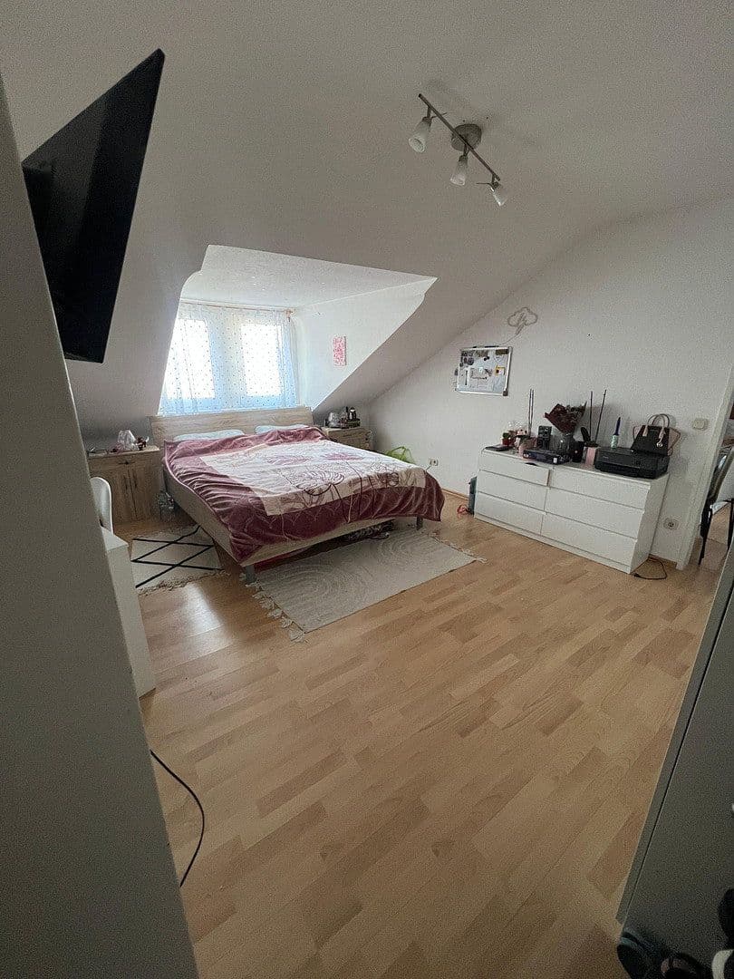 Pronájem bytu 2+1 49 m², Kirchstraße 21, Darmstadt, Hessen Pronájem bytu 2+1 49 m², Kirchstraße 21, Darmstadt, Hessen