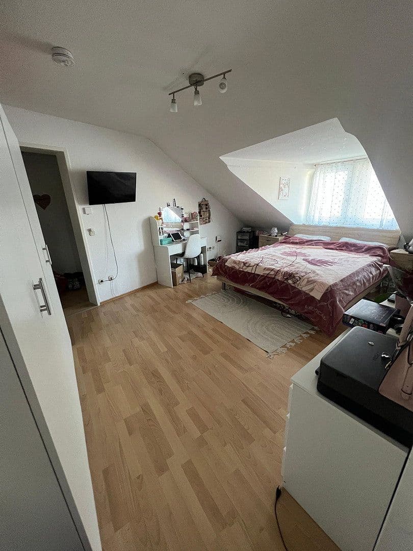 Pronájem bytu 2+1 49 m², Kirchstraße 21, Darmstadt, Hessen Pronájem bytu 2+1 49 m², Kirchstraße 21, Darmstadt, Hessen