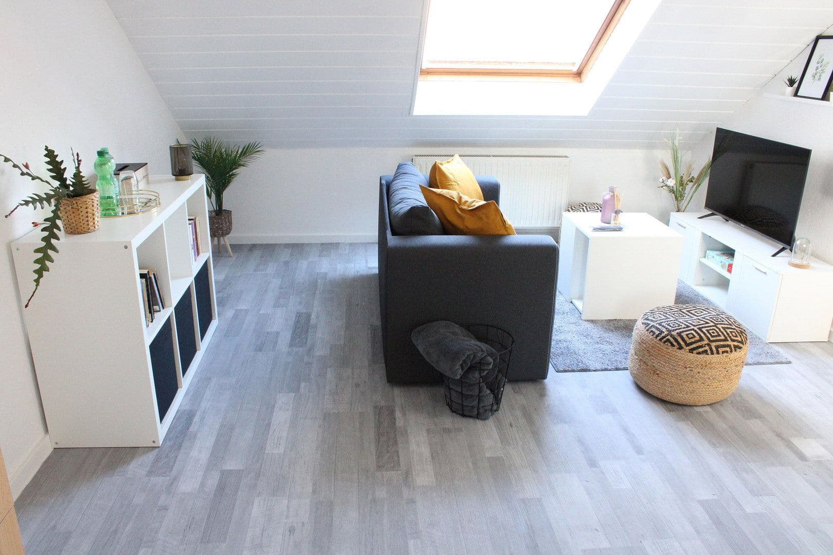 Pronájem bytu 2+1 35 m², Tal Str. 18/1, Untergruppenbach, Bádensko-Württembersko Pronájem bytu 2+1 35 m², Tal Str. 18/1, Untergruppenbach, Bádensko-Württembersko